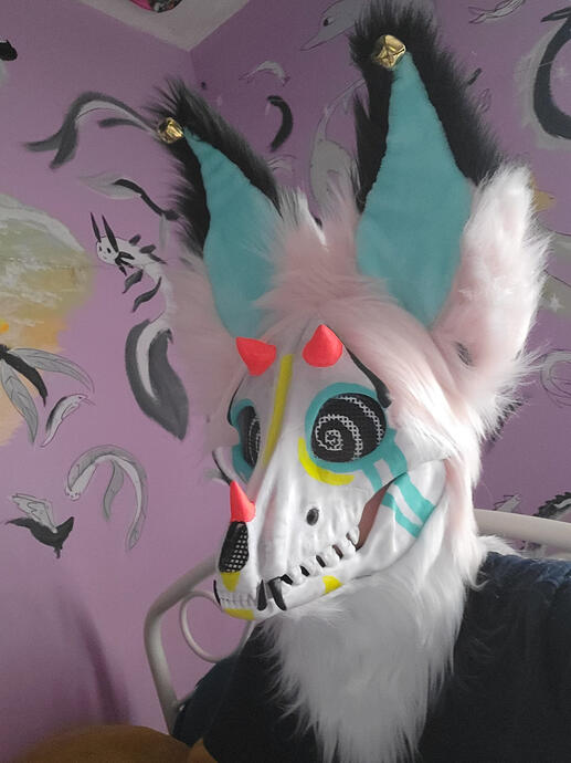 🔹 Blitz – Fursuit Head (Side View)